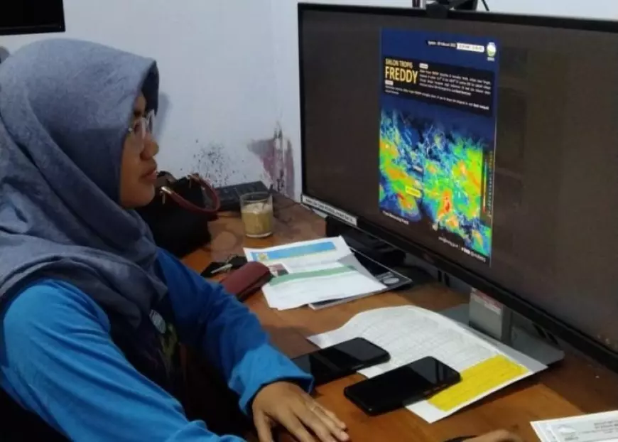 Warga Banyuwangi Diimbau Waspadai Cuaca Ekstrem saat Pancaroba