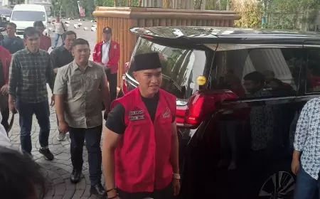 Kaesang Awali Kampanye Dengan Dialog Interaktif di Surabaya.
