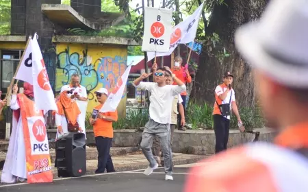 PKS Kota Malang Suarakan Pesan Politik Lewat Flashmob Kampanye Serentak