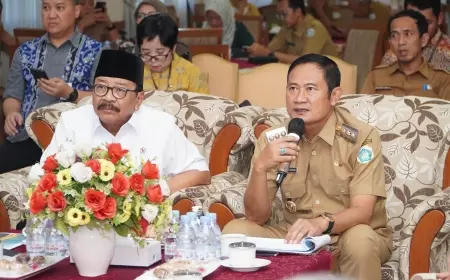 Pemkab Lamongan Terima Kunjungan Wantimpres  Pakde Karwo