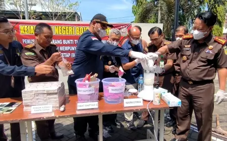 Pemusnahan BB Kejari Bojonegoro Didominasi Rokok Tanpa Cukai