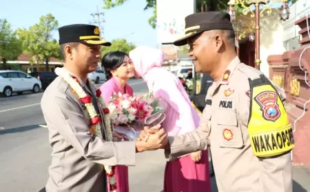 Pimpin Polres Mojokerto Kota, AKBP Daniel Somanonasa Disambut Seluruh Jajaran dan Anggotanya