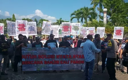 Jengah Jadi Langganan Banjir, Warga Bumiaji Geruduk Gedung DPRD