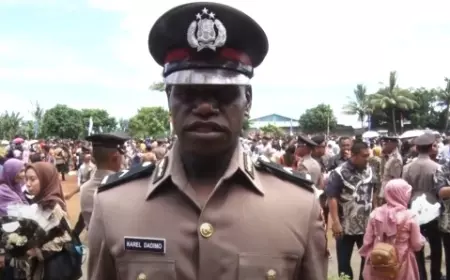 Impian Anak Suku Asmat Jadi Polisi Terwujud