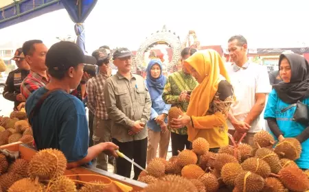 Trawas Bazar Durian 2023, Bupati Ikfina : Dapat Tingkatkan Potensi Wisata