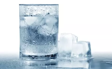 Air Es Bisa Turunkan Berat Badan, Begini Cara Meminumnya