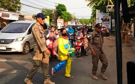 Satpol PP Jember Jaring Badut Jalanan, Tiap Kecamatan Jadi Target Selanjutnya
