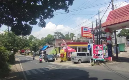 Toko Retail Alfamart Giripurno Kota Batu, Disoal Warga