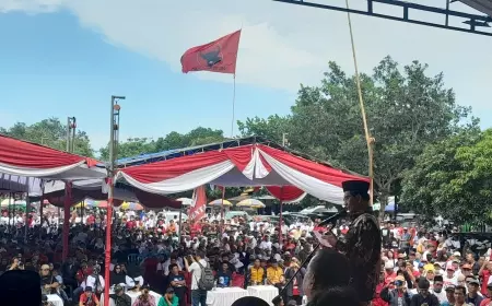 Ke Banyuwangi, Mahfud MD Janji Hapus Utang Nelayan dan Petani