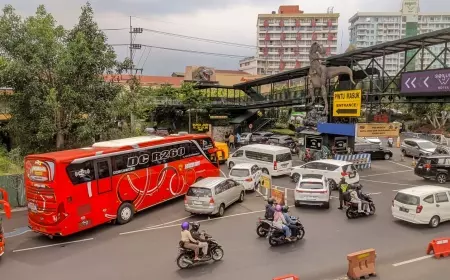 Menuju Malam Tahun Baru, Kendaraan Makin Padat di Kota Batu