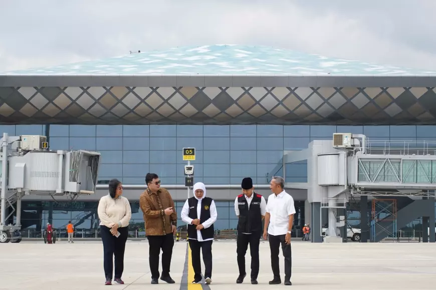 Kunjungi Bandara, Mas Dhito Ajak Kepala Daerah Selingkar Wilis Bangun Jalan Non Tol