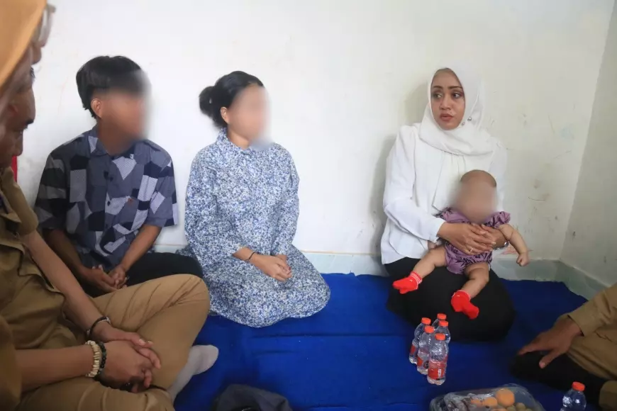 Keluarga Berisiko Stunting di Kabupaten Mojokerto Mendapat Bantuan Sembako
