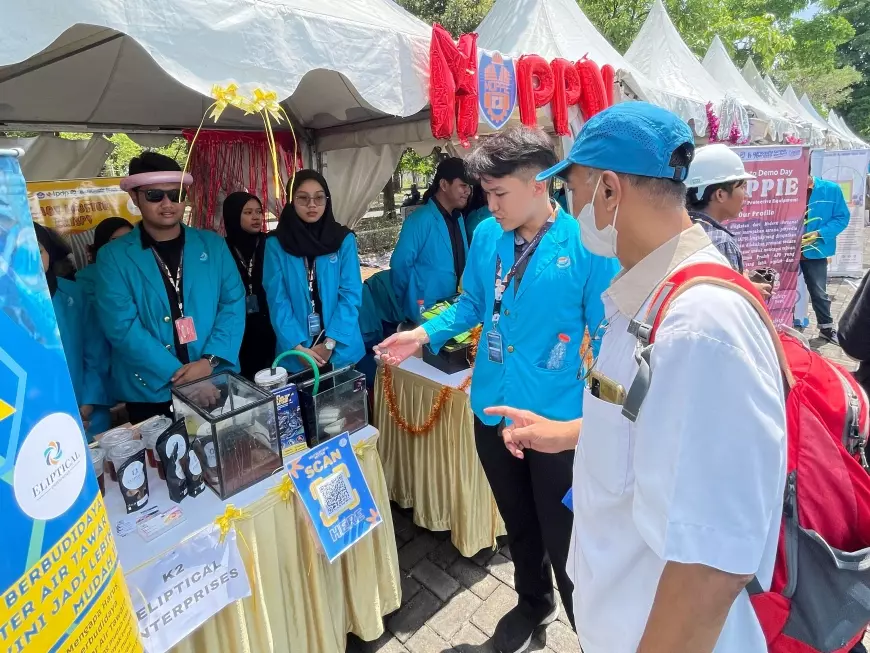 Demo Day PPNS Surabaya Beri Penghargaan ke Mahasiswa dengan Karya Inovatif
