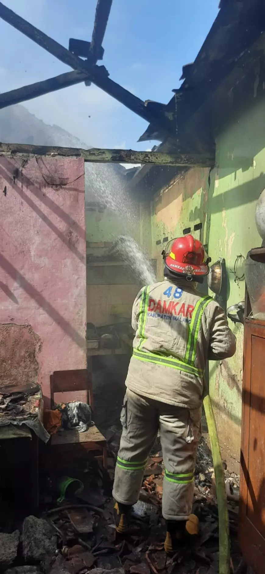 Kebakaran di Kromengan Malang Kelalaian Pemilik Rumah