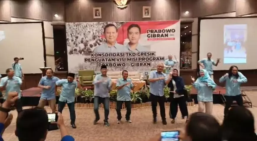 Konsolidasi Penguatan Visi Misi Prabowo-Gibran, TKD Gresik Kompak Peragakan Joget Gemoy