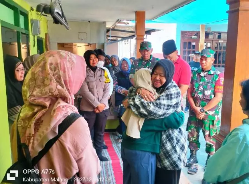 Tri Rismaharini Kunjungi Anak Korban Bunuh Diri Kabupaten Malang