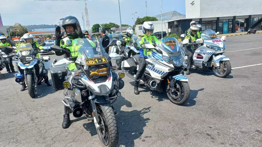 Cek Kesiapan Jalur untuk Nataru, Polda Jatim Gelar Patroli Bermotor Rute Surabaya - Banyuwangi