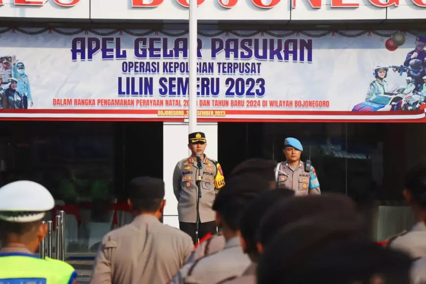 Cek Kesigapan Pasukan Pengamanan Nataru, Kapolres Bojonegoro Gelar Apel Siaga