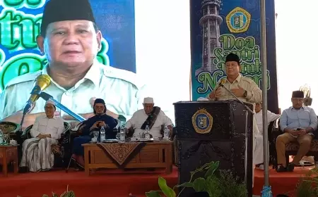 Kunjungi Ponpes di Probolinggo, Prabowo Tegaskan Keberpihakannya pada Santri