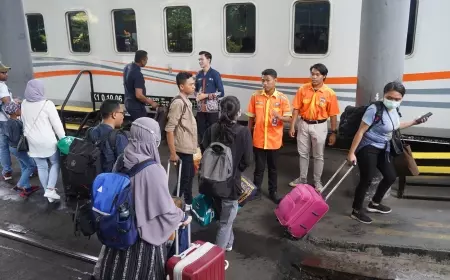 Puncak Libur Nataru 2024, Jumlah Kedatangan Penumpang di Daop 8 Surabaya Capai 43.452 Orang