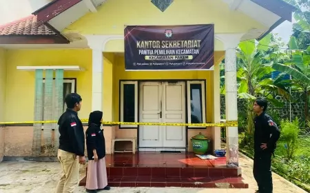 Usai Perusakan Kantor PPS, Rumdin Camat di Bondowoso Dibakar OTK