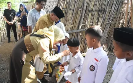 Bupati Situbondo Santuni 375 Anak Yatim, Ini Pesannya