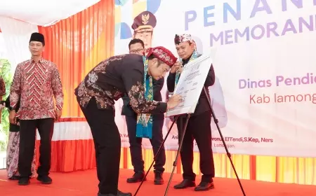 Bupati Lamongan Teken MoU Kesehatan Untuk Siapkan Generasi Emas 2045