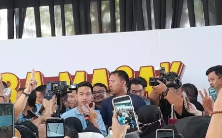 Sambangi Banyuwangi, Gibran Ikuti Emak-emak Senam dan Tinjau Kontes Masak Istri Nelayan