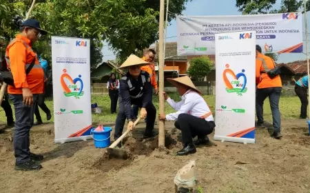 PT KAI Ajak Stakeholder Tanam 1 Juta Pohon di Lingkungan Daop 8