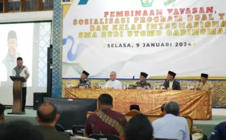 SMA Budi Utomo Perak Jombang Gandeng Indra Sjafri Latih Program Khusus Sepak Bola