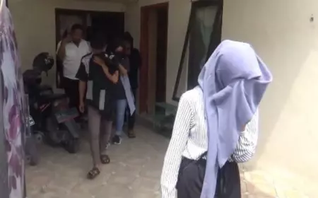 Prostitusi Rumah Kontrakan di Jombang Digrebek, Warga Amankan 7 Pasangan Mesum