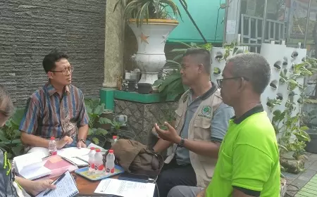 Teliti Potensi Ekonomi Sirkular Berkelanjutan, BRIN Kunjungi Kampoeng Pintar Oase Tembok Gede Surabaya