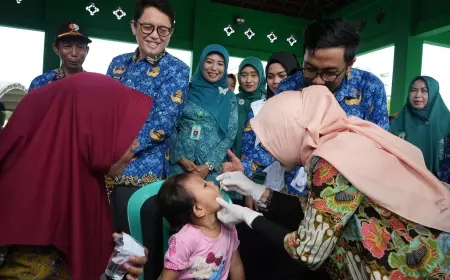 Pj Bupati dan Ketua TP PKK Bojonegoro Tinjau Pelaksanaan Sub Pin Polio