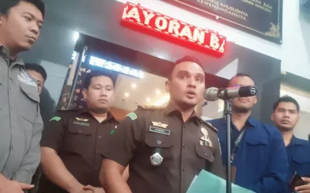 Kejari Perak Tetapkan Tahanan Kota bagi Tiga Pengurus Primkop UPN Veteran Jatim