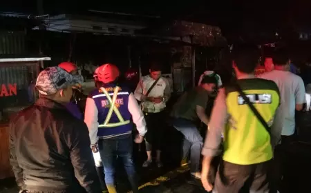 Polisi Selidiki Sebab Tiga Warung Dekat PT. Bentoel  Malang Terbakar