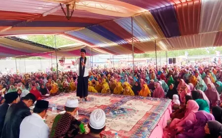 Kumpulkan Ribuan Emak Emak, Gus Fawait Minta Doa Agar Jadi Dewan Ketiga Kali 