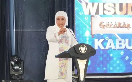 Gubernur Khofifah  Wisuda 3.964 Tahfidz di Lamongan