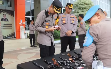 Senjata Api Puluhan Personel Polres Gresik Diperiksa