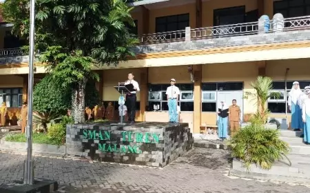 Polres Malang Berikan Sosialisasi Pencegahan Bullying di SMAN 1 Turen