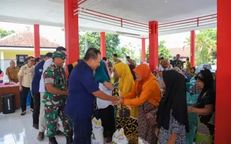 Bupati Jember Salurkan Bansos Beras 43 Ton