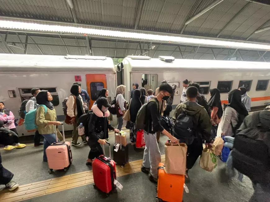 Perubahan Perjalanan Commuter Line di Wilayah 8 Surabaya Dampak Evakuasi Laka KA Pandalungan Anjlok di Tanggulangin