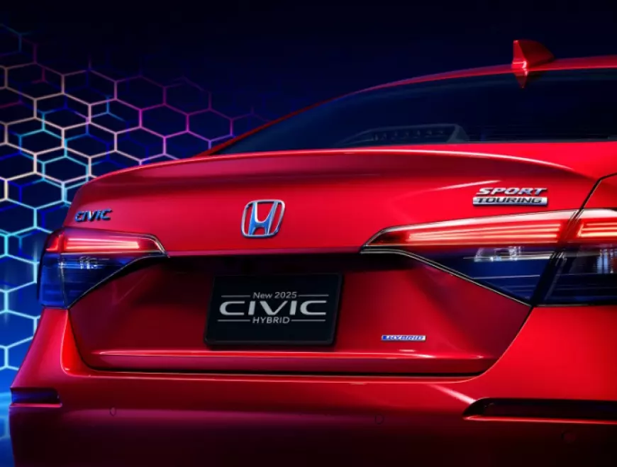 Saingi Prius dari Toyota, Ini Dia Tampilan Ramping dan Sporty Honda Civic Hybrid 2025
