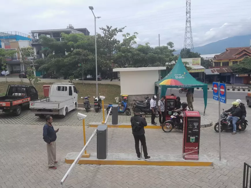 Pekan Depan Sistem One Gate Parkir di Pasar Induk Among Tani Diterapkan