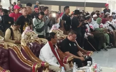 Cawapres Mahfud MD Gelar Diskusi Bertajuk 'Tabrak Prof' di Malang