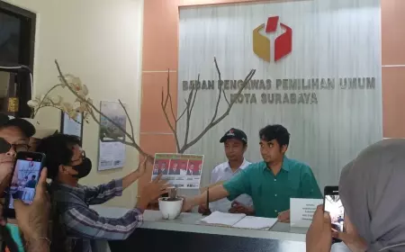 Maraknya 'Tree Spiking' di Pemilu 2024, Bawaslu Surabaya Dapat Hadiah Bangkai Pohon