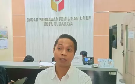 Bawaslu Surabaya Ingatkan Peserta Pemilu Rapikan APK/BK di Masa Tenang
