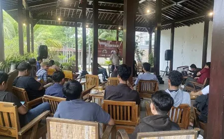 Gelar Mimbar Demokrasi, GMNI Malang Nyatakan Sikap