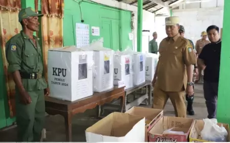 Pj Bupati Blusukan Pantau TPS di Pinggiran Kabupaten Jombang