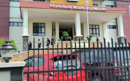 Kejaksaan Bojonegoro Diisukan Terima Uang 'Keamanan' Kasus Mobil Siaga Desa