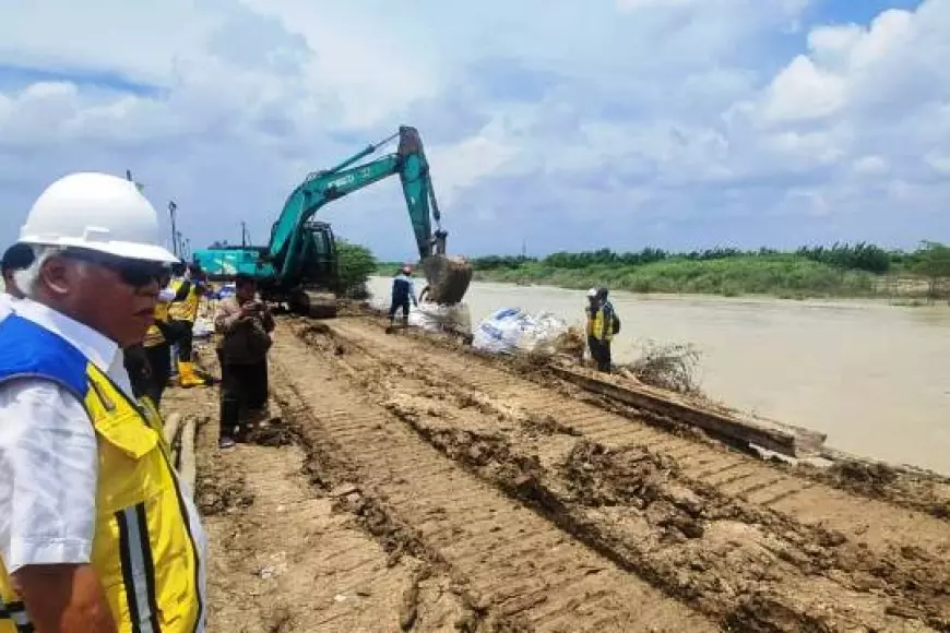 Menteri PUPR Targetkan Tiga Hari Selesaikan Perbaikan Darurat Tanggul ...